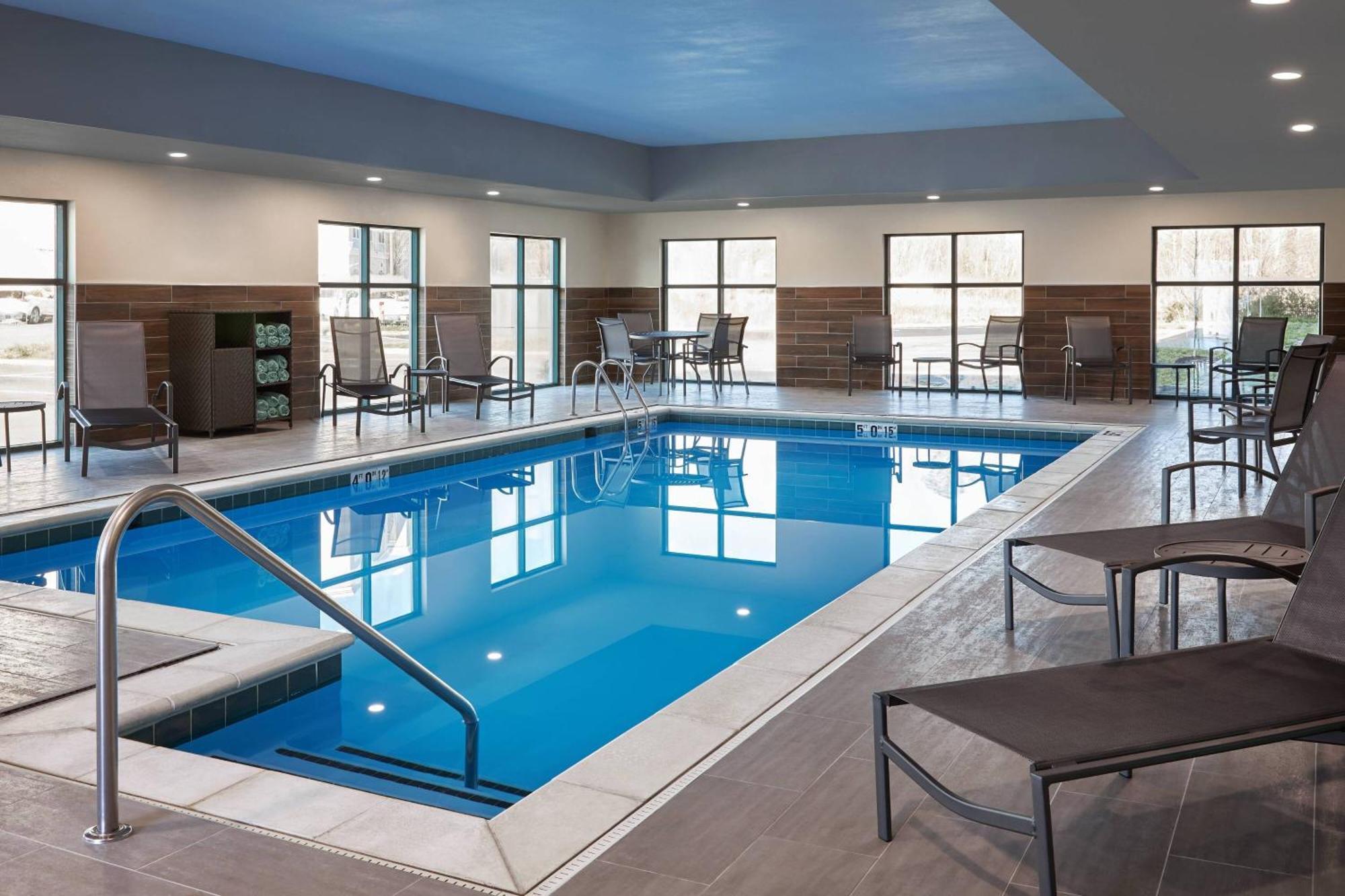 Fairfield Inn & Suites By Marriott Virginia Beach/Norfolk Airport Exterior foto
